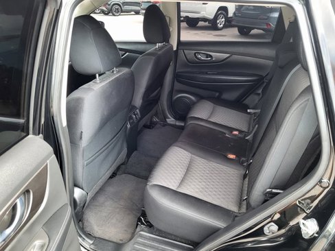 Used 2020 Nissan Rogue SV w/ Premium Package image 14