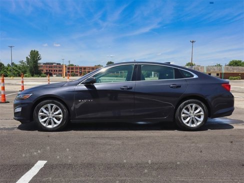Used 2023 Chevrolet Malibu LT image 2