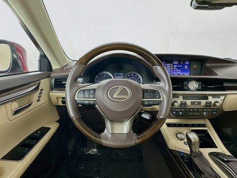 Used 2016 Lexus ES 350 image 11