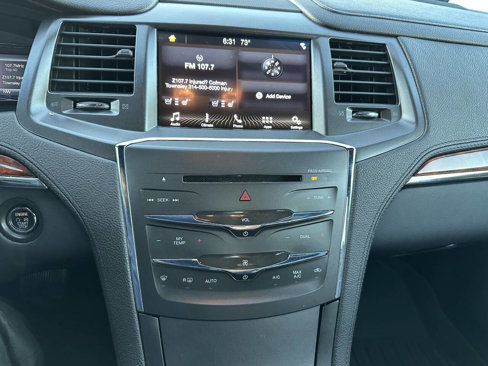 Used 2016 Lincoln MKS image 21