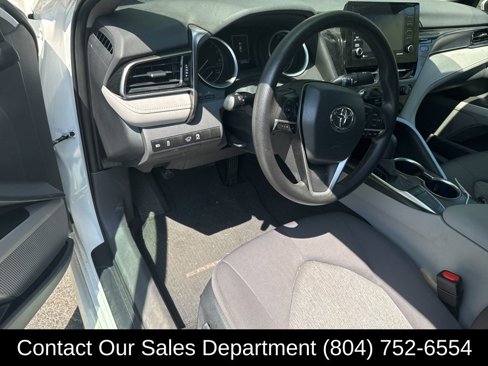 Used 2024 Toyota Camry LE image 10