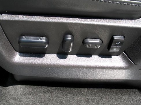 Used 2013 Ford F150 Platinum image 19