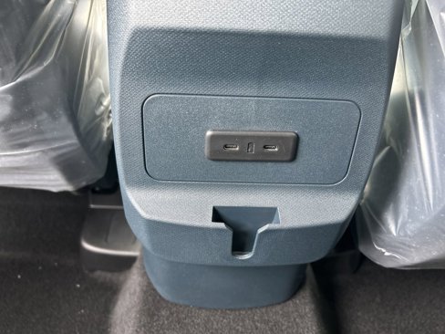 New 2025 Ford Maverick XL image 17