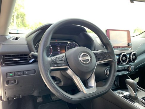 Used 2024 Nissan Sentra SV image 32