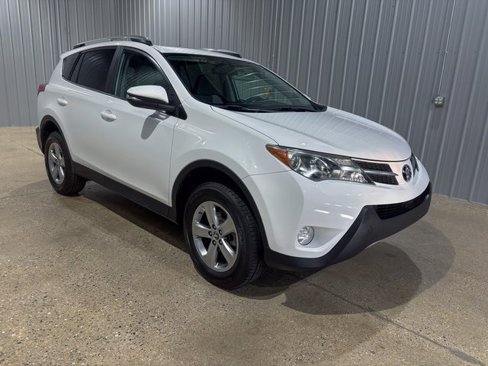 Used 2015 Toyota RAV4 XLE image 4