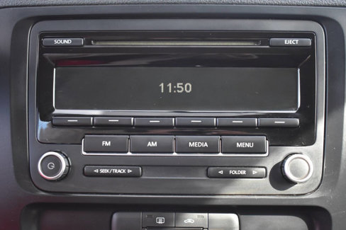 Used 2013 Volkswagen Jetta S image 25