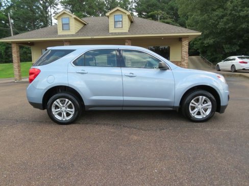 Used 2015 Chevrolet Equinox LS image 1