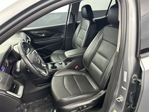 Used 2023 GMC Terrain SLT image 13
