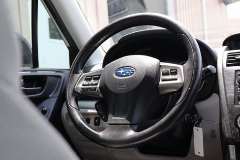 Used 2015 Subaru Forester 2.5i w/ Alloy Wheel Package image 38