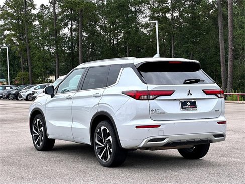 Used 2022 Mitsubishi Outlander SEL image 6