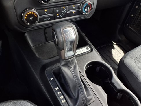 Used 2021 Ford Bronco 2-Door image 9