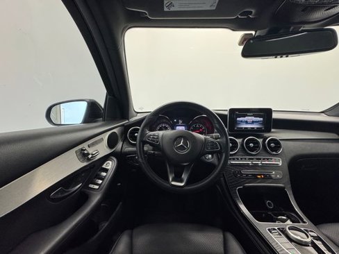 Used 2019 Mercedes-Benz GLC 300 image 21