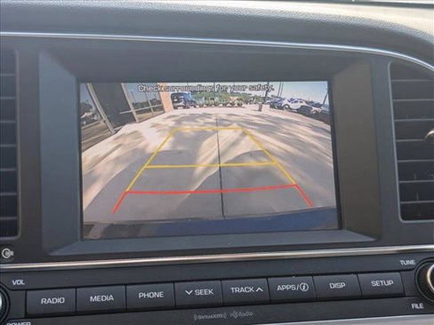 Used 2018 Hyundai Elantra SEL image 12