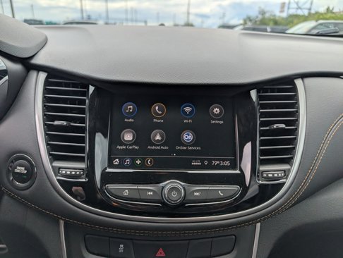 Used 2022 Chevrolet Trax LT w/ Redline Edition image 18