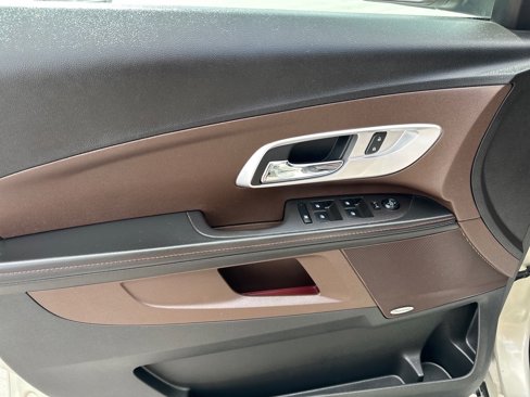 Used 2015 Chevrolet Equinox LT w/ Power Convenience Package image 10