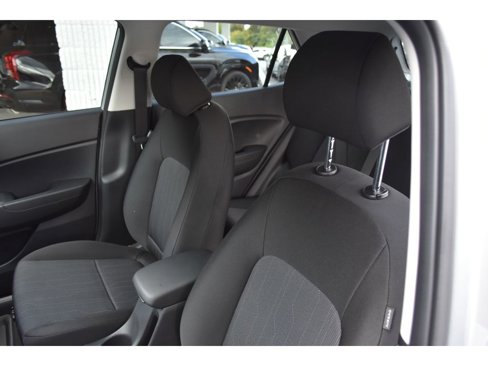 New 2025 Hyundai Venue SE image 28