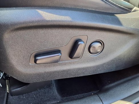 Used 2016 Kia Sorento EX image 5