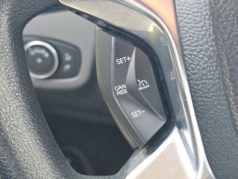 Used 2020 Ford Transit Connect XLT image 17