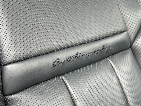 Used 2015 Land Rover Range Rover Long Wheelbase Autobiography image 38