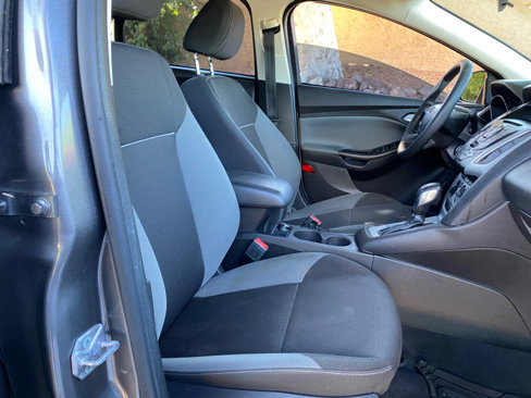 Used 2014 Ford Focus SE image 44