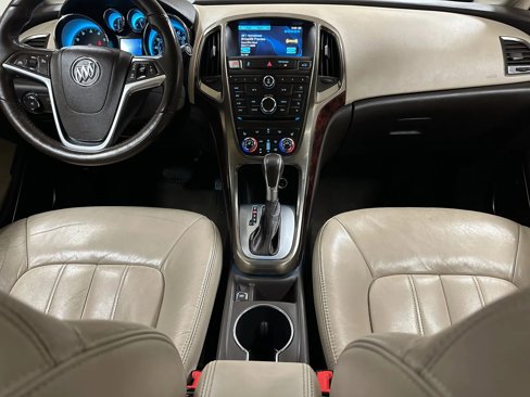 Used 2013 Buick Verano Leather image 11
