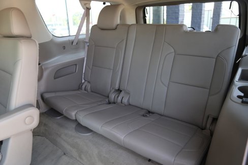 Used 2016 Chevrolet Suburban LTZ image 16