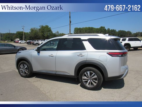 Used 2023 Nissan Pathfinder SL image 7