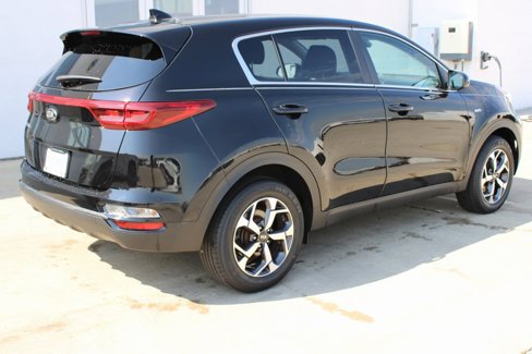 Used 2020 Kia Sportage LX image 6