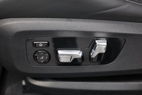 Used 2023 BMW X6 M Competition w/ Competition Package image 44