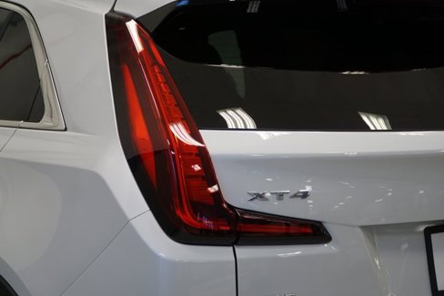 New 2025 Cadillac XT4 Premium Luxury image 4