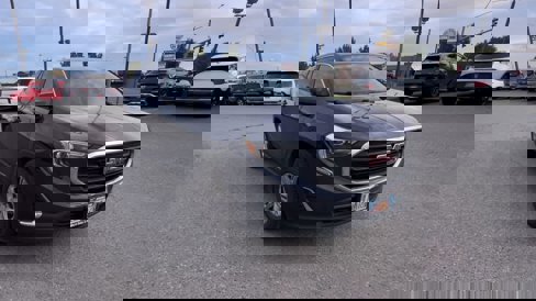 Used 2018 GMC Terrain SLE image 2