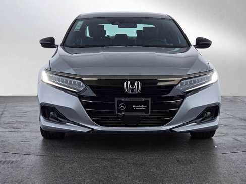 Used 2022 Honda Accord Sport image 2