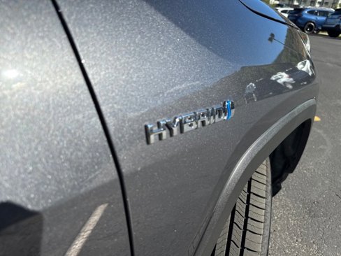 Used 2019 Toyota RAV4 XLE image 16