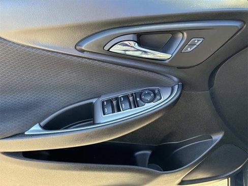 Used 2022 Chevrolet Malibu LT image 21