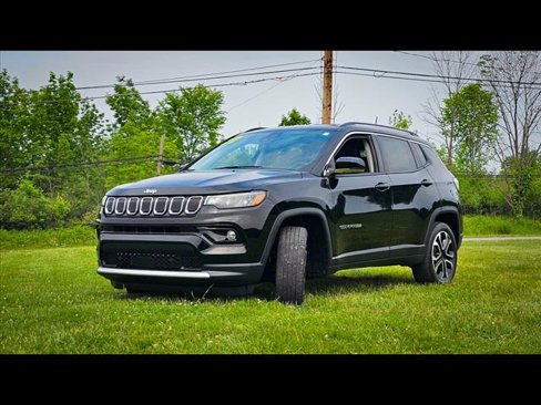 Used 2022 Jeep Compass Limited image 8