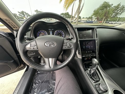 Used 2017 INFINITI Q50 Signature Edition w/ All Weather Package (L93) image 13