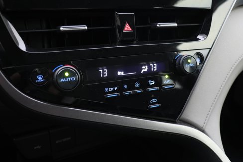 Used 2023 Toyota Camry LE image 6