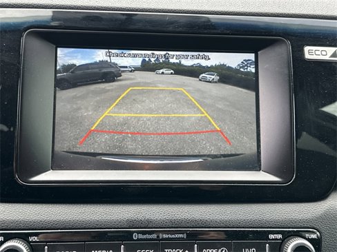 Used 2017 Kia Niro FE image 20