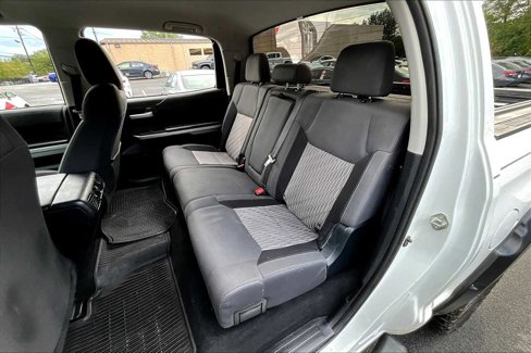 Used 2016 Toyota Tundra SR5 w/ SR5 Upgrade Package image 18