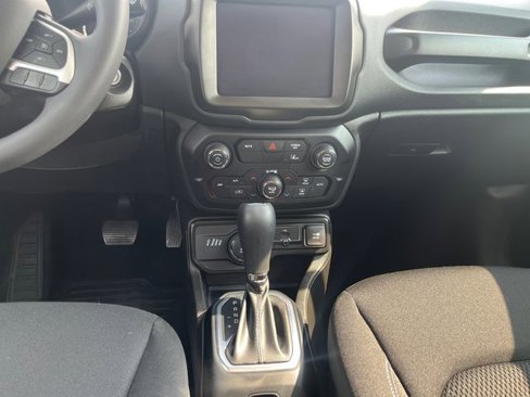 Used 2023 Jeep Renegade Altitude w/ Sun/Sound Group image 11