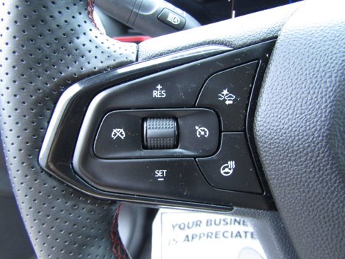 Used 2025 Chevrolet Trax RS w/ Driver Confidence Package image 17