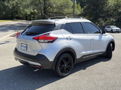 Used 2020 Nissan Kicks SR w/ Exterior Package image 4