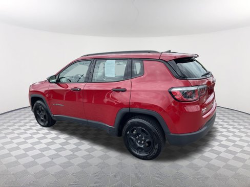 Used 2018 Jeep Compass Sport w/ Tech Group image 15