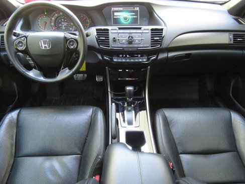 Used 2016 Honda Accord Sport image 28