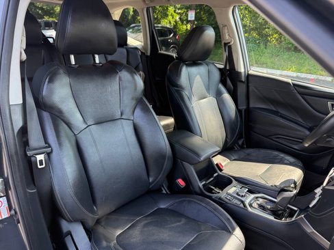 Used 2019 Subaru Forester Limited image 32