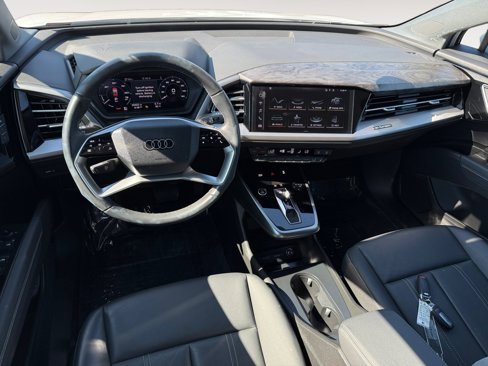 Used 2023 Audi Q4 e-tron Premium w/ Convenience Package image 15