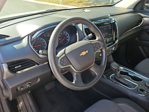 Certified 2021 Chevrolet Traverse LS w/ LPO, Blackout Package image 10