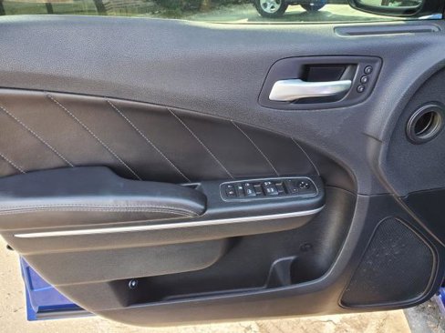 Used 2018 Dodge Charger GT image 19