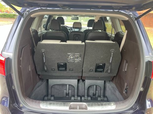 Used 2018 Kia Sedona SX Limited image 15