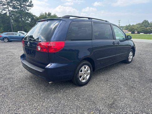 Used 2007 Toyota Sienna CE image 9